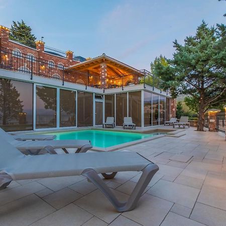 נובי ווינודולסקי Palace Paulina Residence מראה חיצוני תמונה