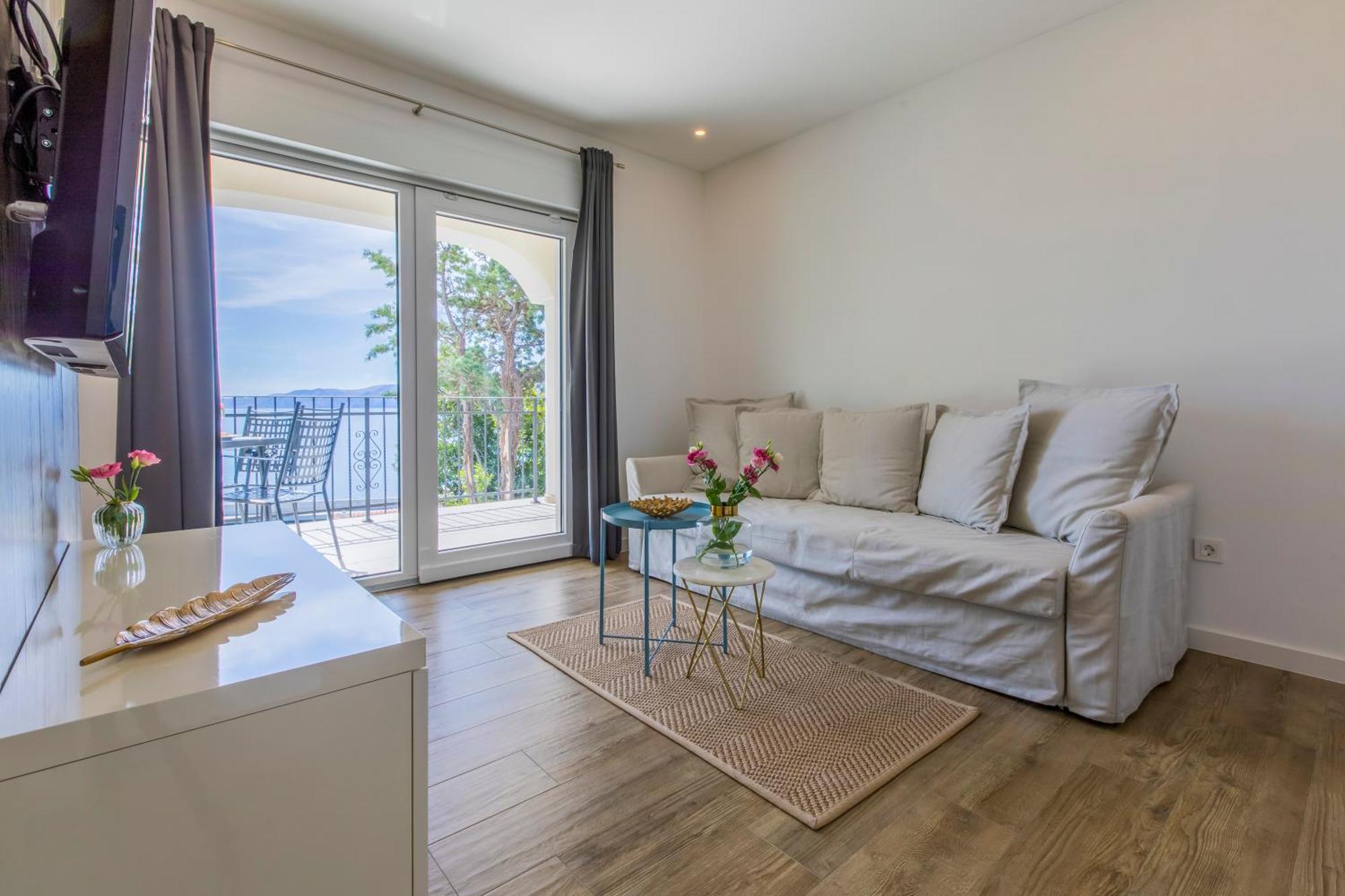 נובי ווינודולסקי Palace Paulina Residence מראה חיצוני תמונה