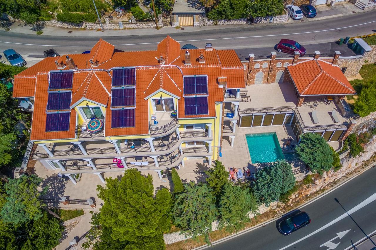 נובי ווינודולסקי Palace Paulina Residence מראה חיצוני תמונה